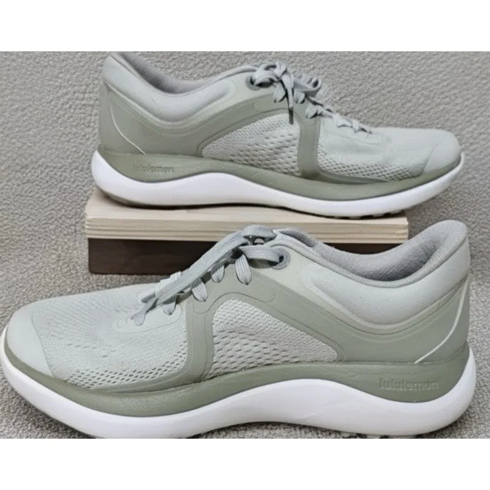Lululemon Chargefeel Low Women's Size 7 Sage Pilates Running Training Sneakers